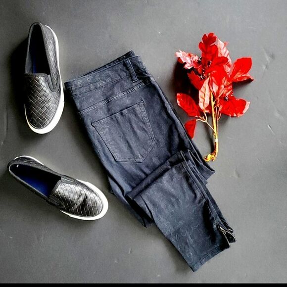 Zara Women's Premium Denim Collection Pants - Picture 1 of 10